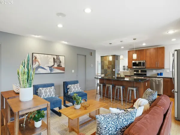 $865,000 | 4148 Southwest 43rd Avenue, Portland, OR 97221