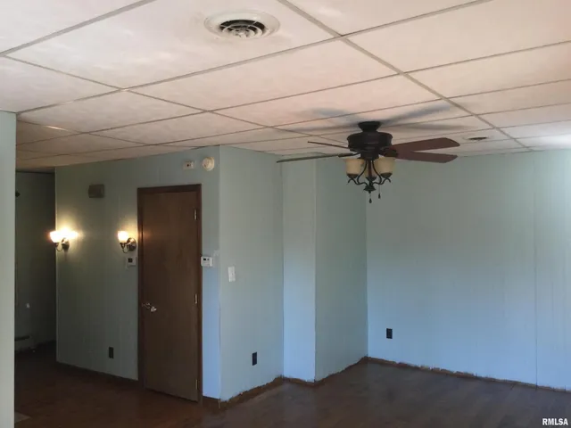 $99,999 | 203 East Whitlock Street, Jonesboro, IL 62952