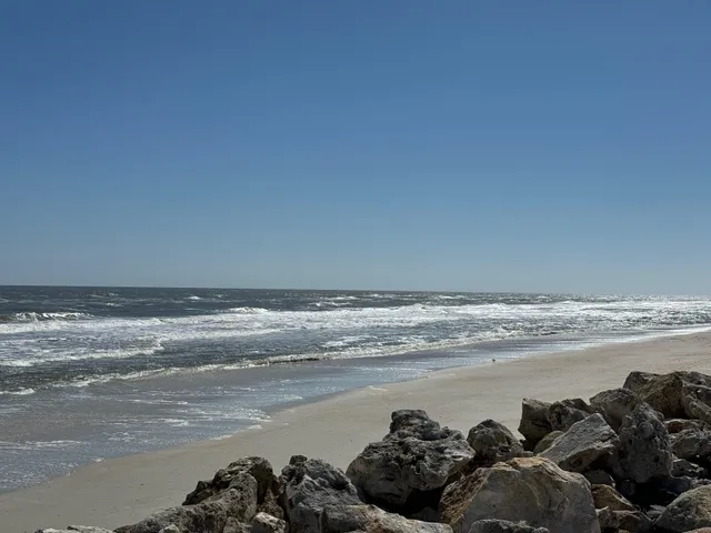 a view of a water heater