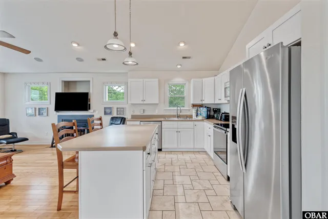 $685,000 | 759 Ridge Point Drive, Corolla, NC 27927