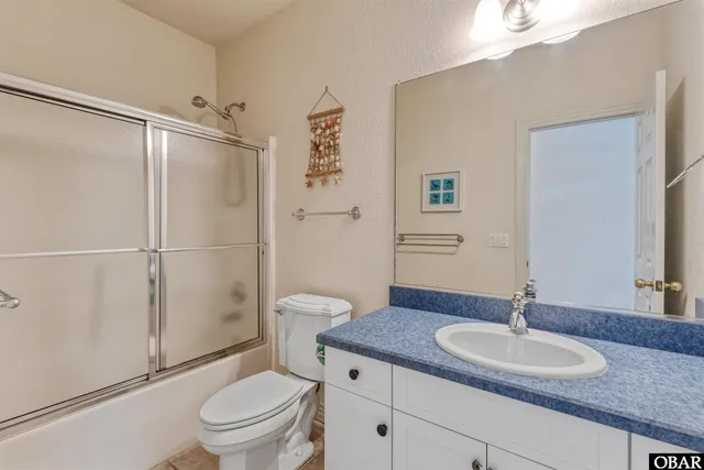 $685,000 | 759 Ridge Point Drive, Corolla, NC 27927