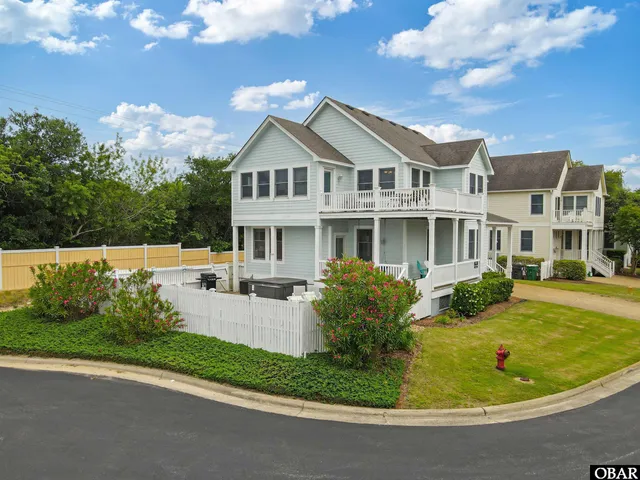 $685,000 | 759 Ridge Point Drive, Corolla, NC 27927