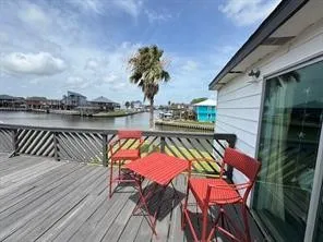 a view of a lake with houses