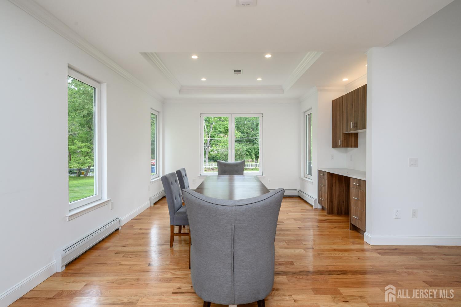 74 Woosamonsa Road Pennington, NJ 08534 - Photo 10 of 59 Gallery Image 10