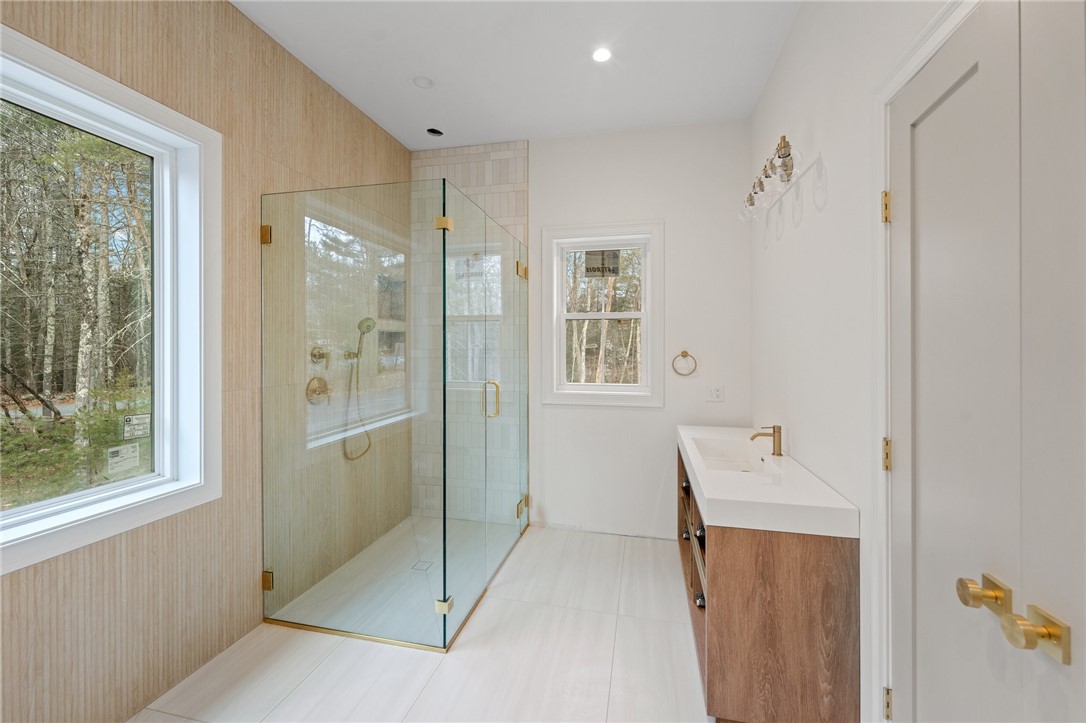 15 Stone Path Way Glocester, RI 02814 - Photo 21 of 38