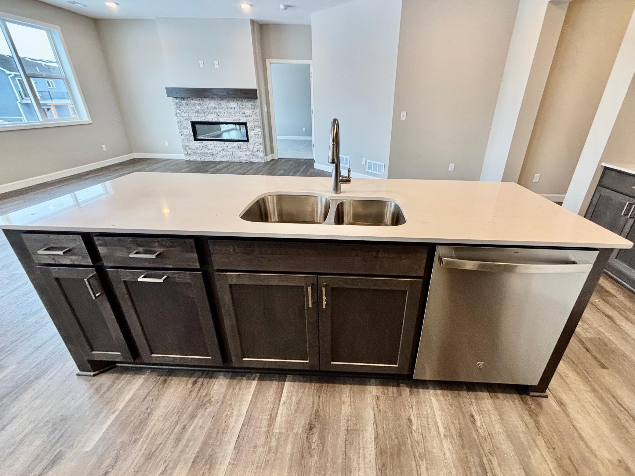 306 Emmy Lane Hanover, MN 55341 - Photo 5 of 20