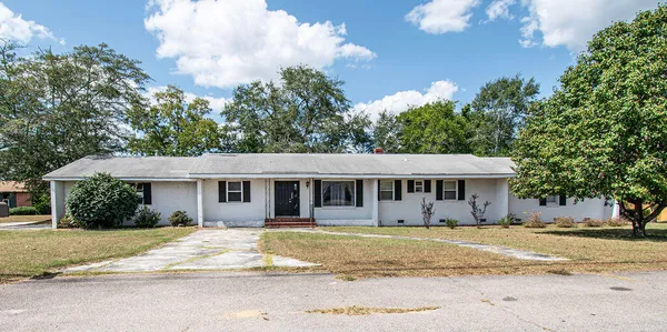 $195,000 | 200 North Lawrence Avenue, Swansea, SC 29160
