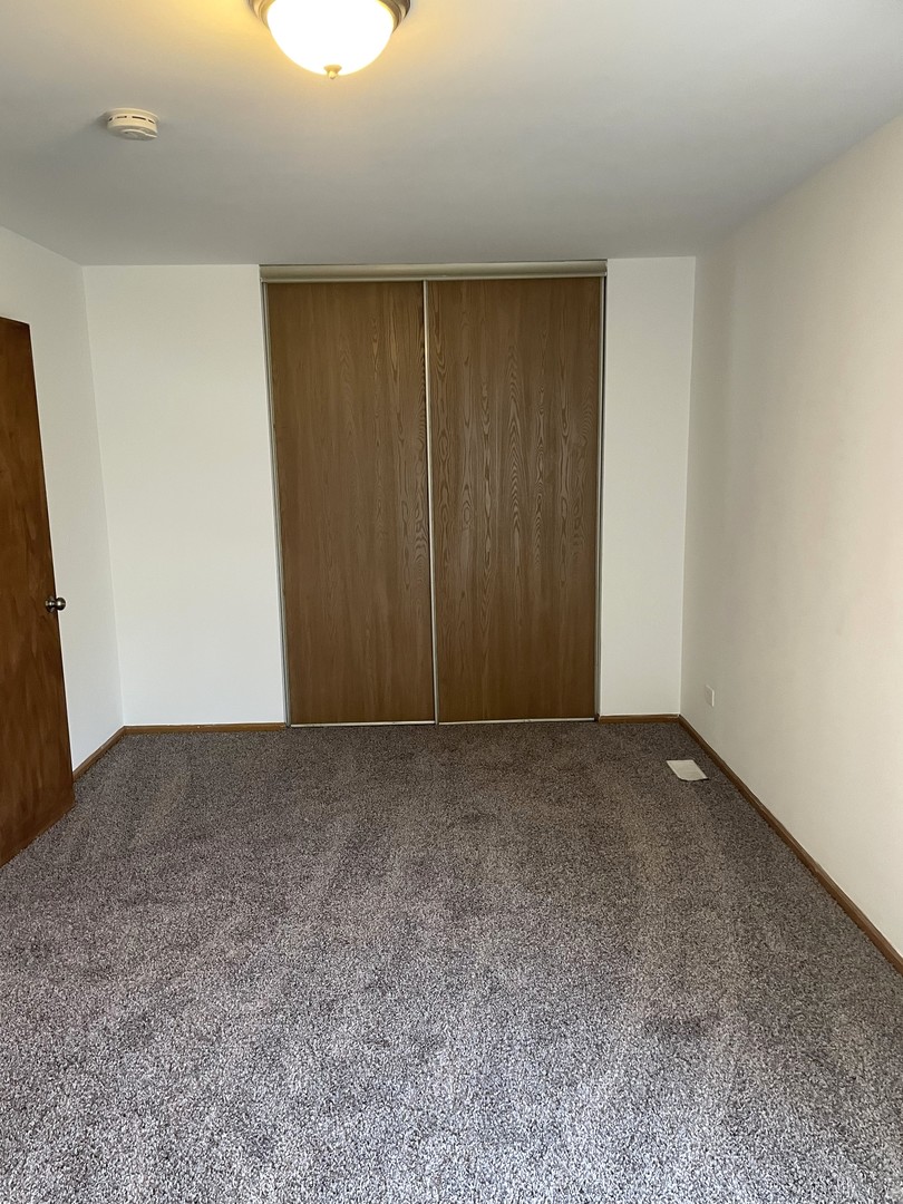 1740 Cumberland Road Aurora, IL 60504 - Photo 28 of 37 a view of an empty room and closet
