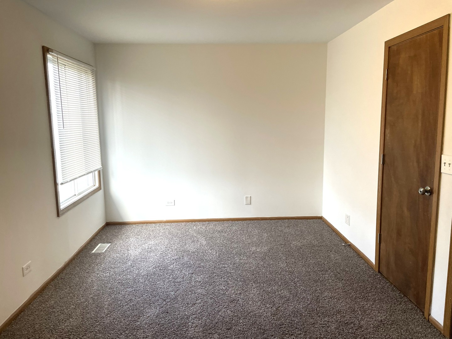 1740 Cumberland Road Aurora, IL 60504 - Photo 30 of 37