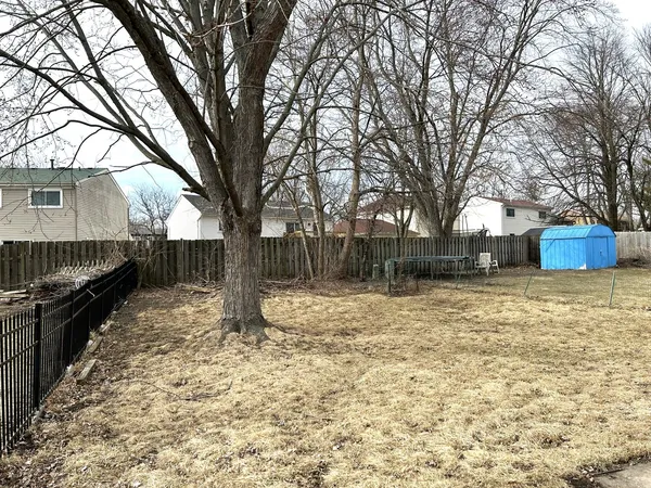 $359,000 | 1740 Cumberland Road, Aurora, IL 60504