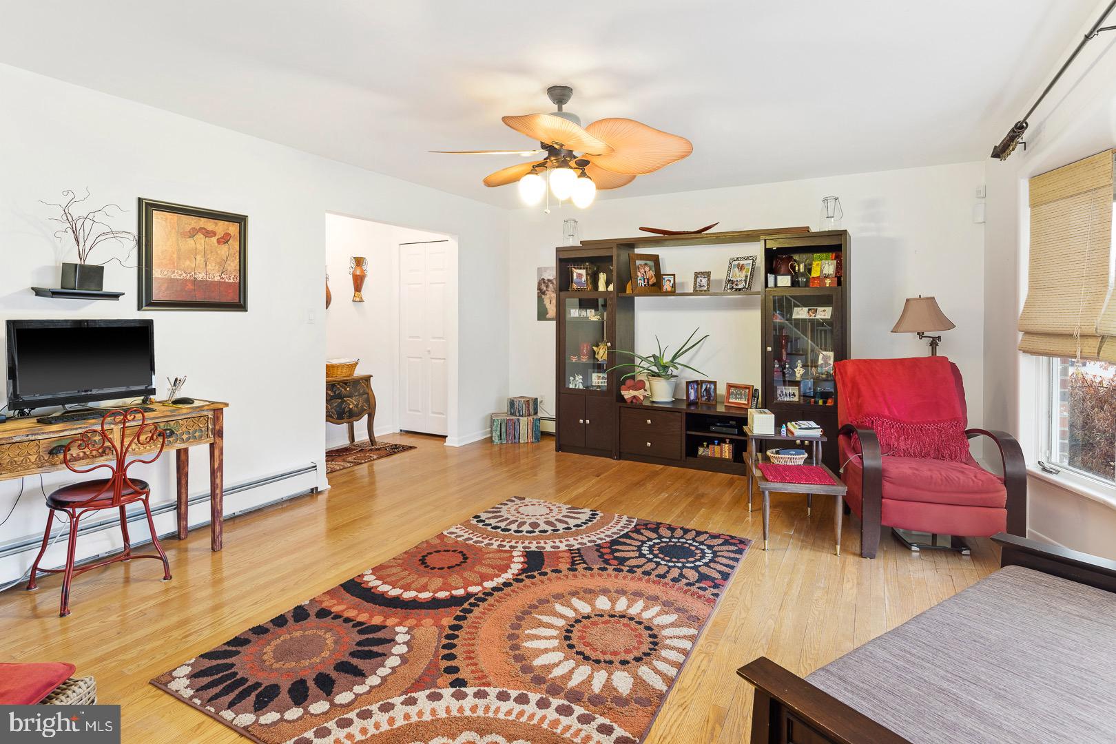 21 Cold Spring Road Hamilton, NJ 08619 - Photo 3 of 32