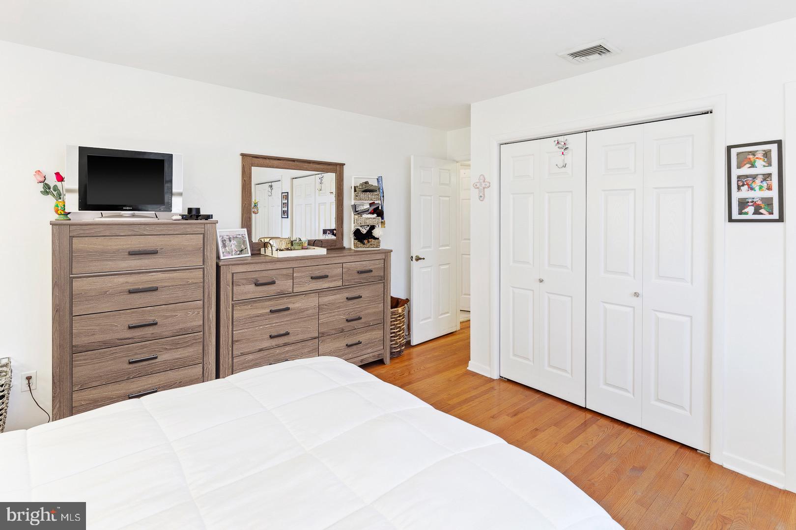 21 Cold Spring Road Hamilton, NJ 08619 - Photo 24 of 32