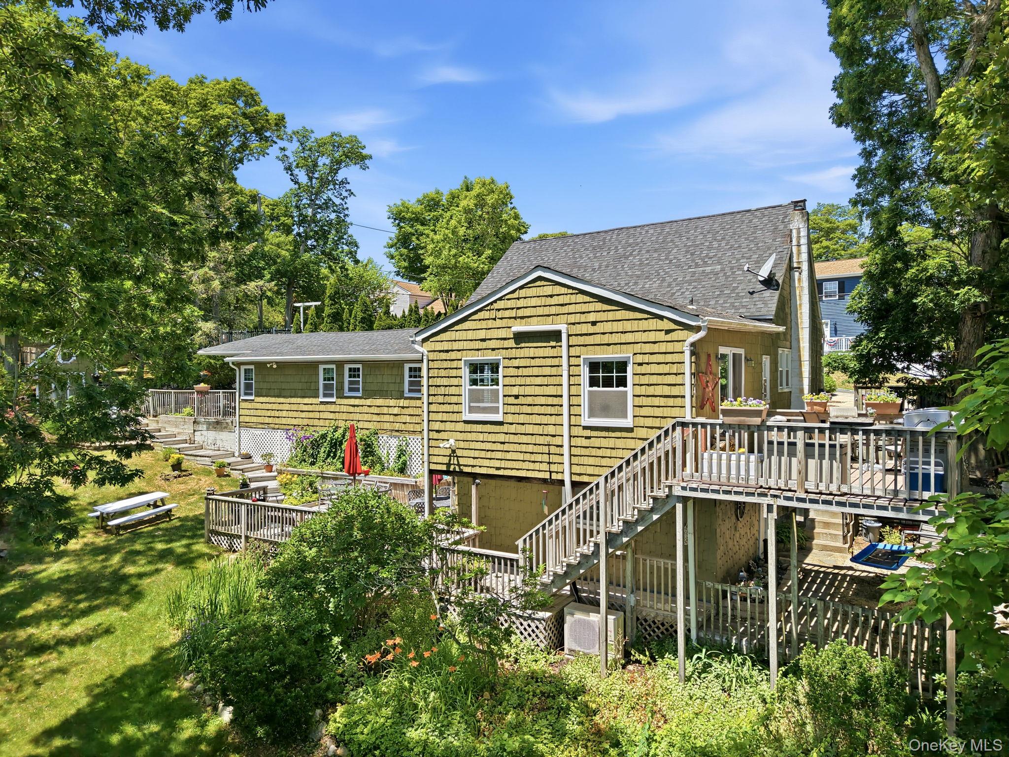 36 Sayville Road Sound Beach, NY 11789 - Photo 38 of 50