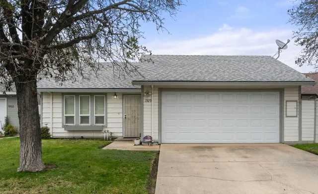 $425,000 | 1929 Middelburg Court, Modesto, CA 95356