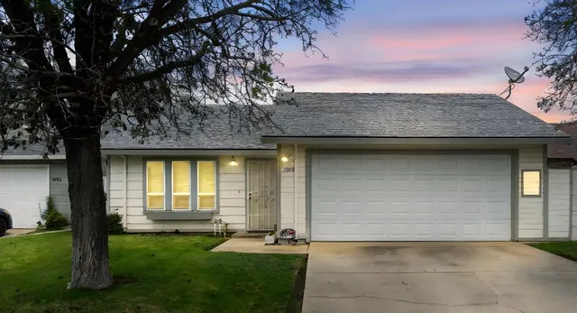 $425,000 | 1929 Middelburg Court, Modesto, CA 95356