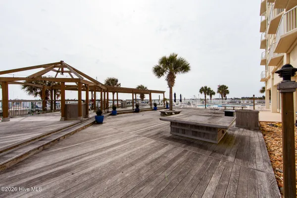 $715,000 | 100 Olde Towne Yacht Club Drive, Unit 713, Beaufort, NC 28516
