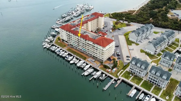 $715,000 | 100 Olde Towne Yacht Club Drive, Unit 713, Beaufort, NC 28516