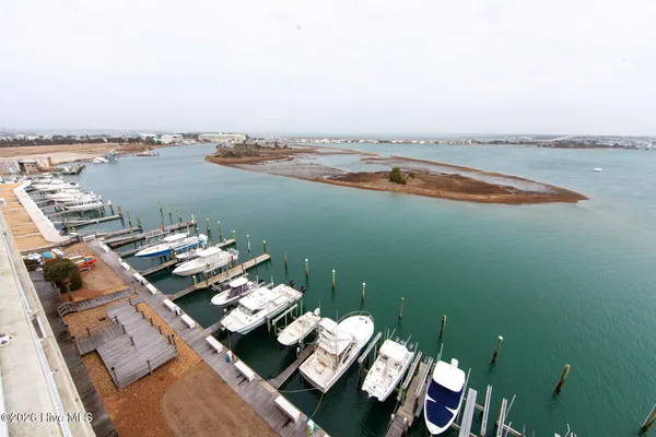 $715,000 | 100 Olde Towne Yacht Club Drive, Unit 713, Beaufort, NC 28516