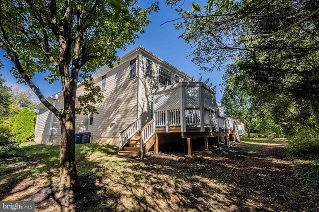 $1,689,950 | 2393 Watters Glen Court, Falls Church, VA 22043