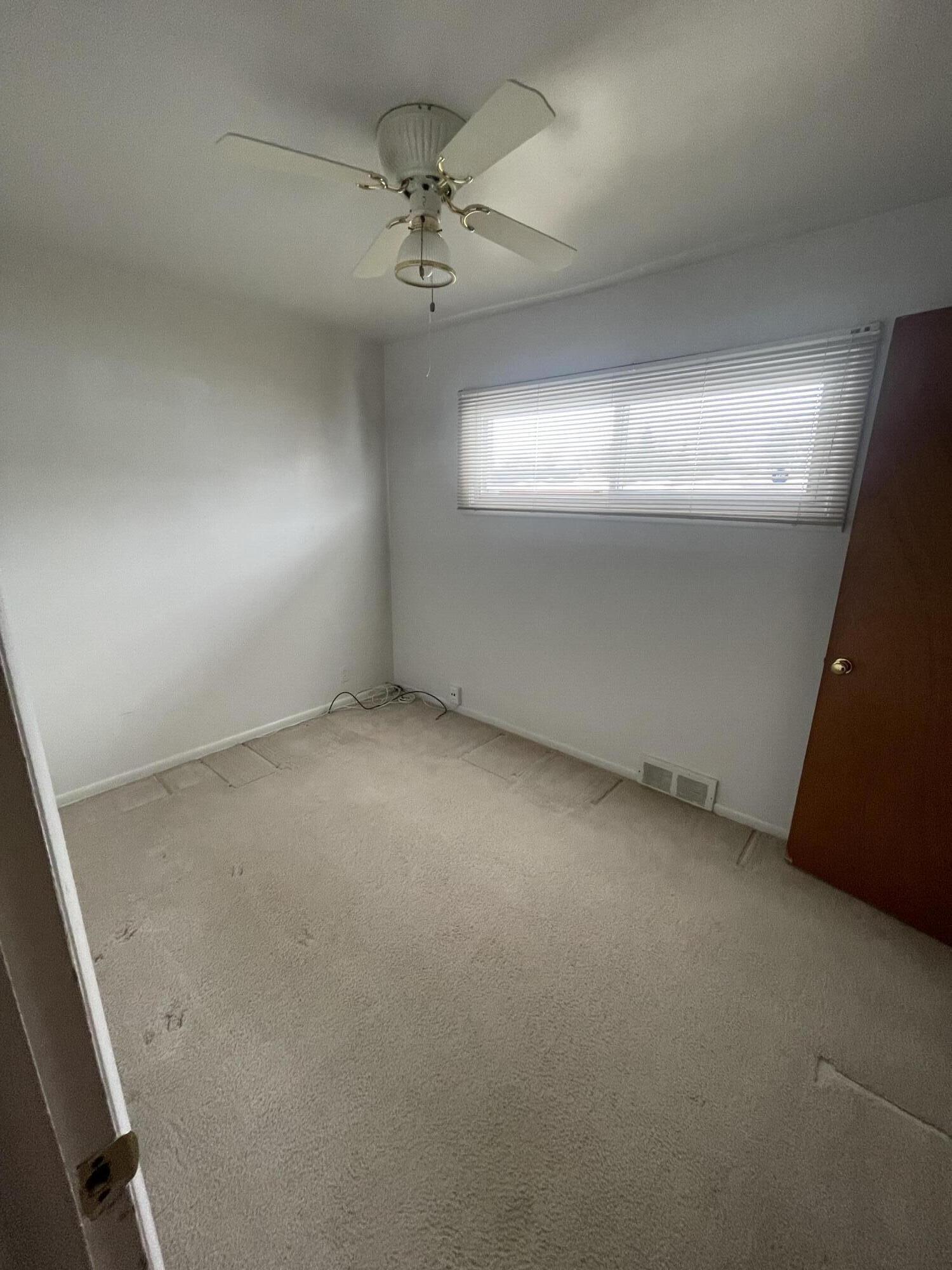 3716 Lynn Street Flint, MI 48503 - Photo 12 of 21 IMG_7653