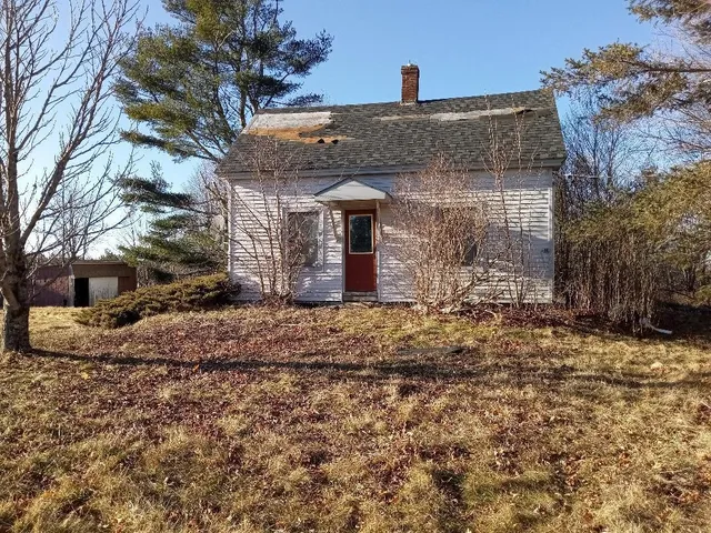 $95,000 | 107 Banton Road, Palermo, ME 04354