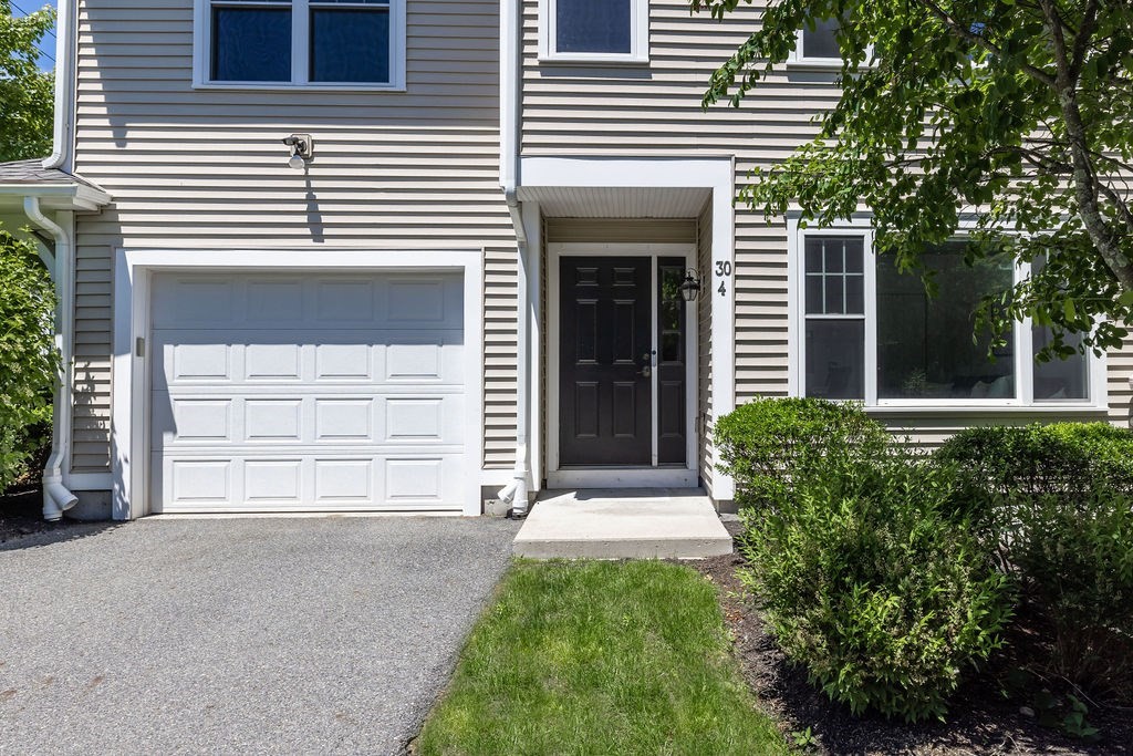 30 Webster Street, Unit 4 Needham, MA 02494 - Photo 28 of 29