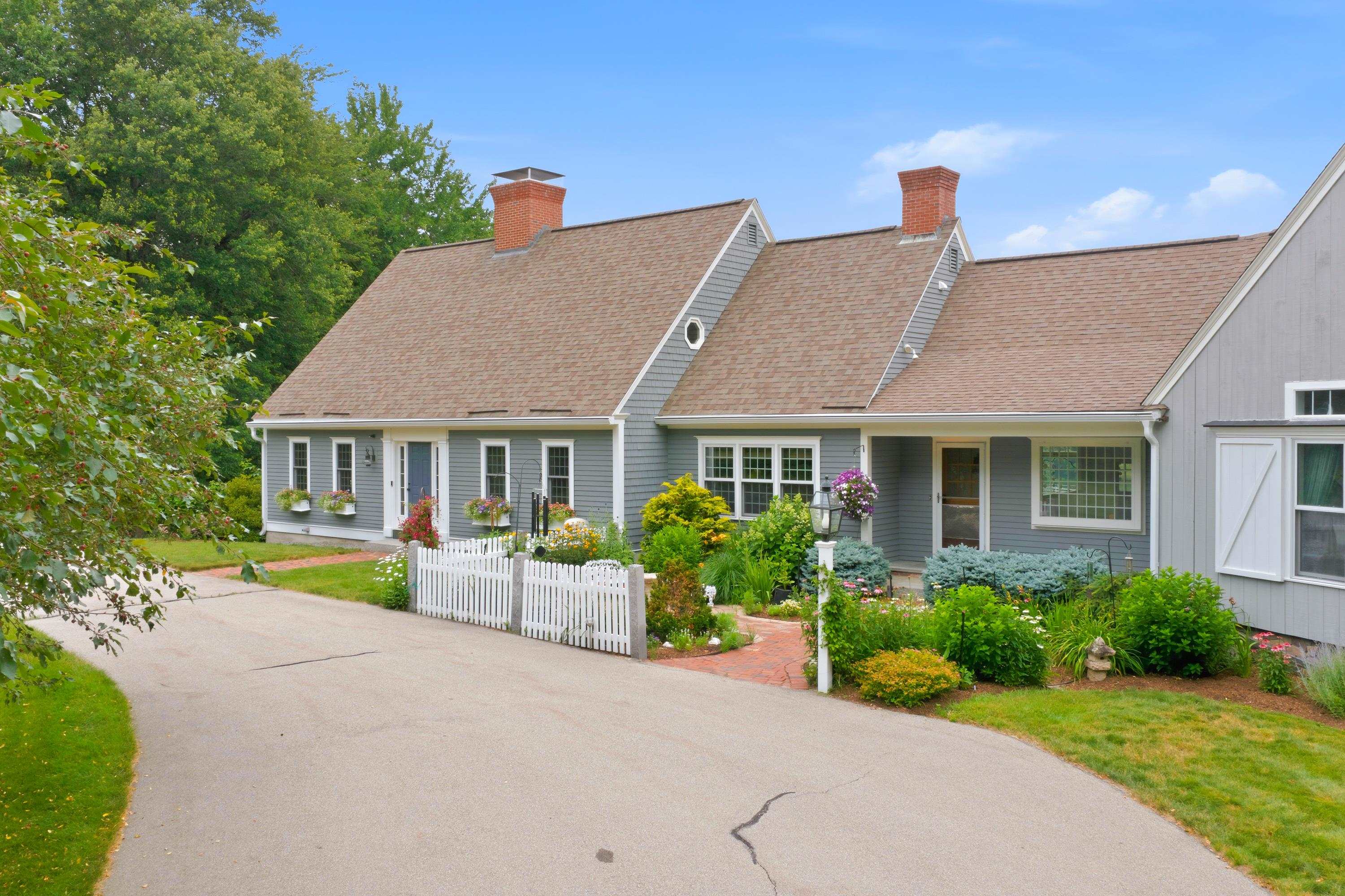 428 Clark Hill Road New Boston, NH 03070 - Photo 1 of 34