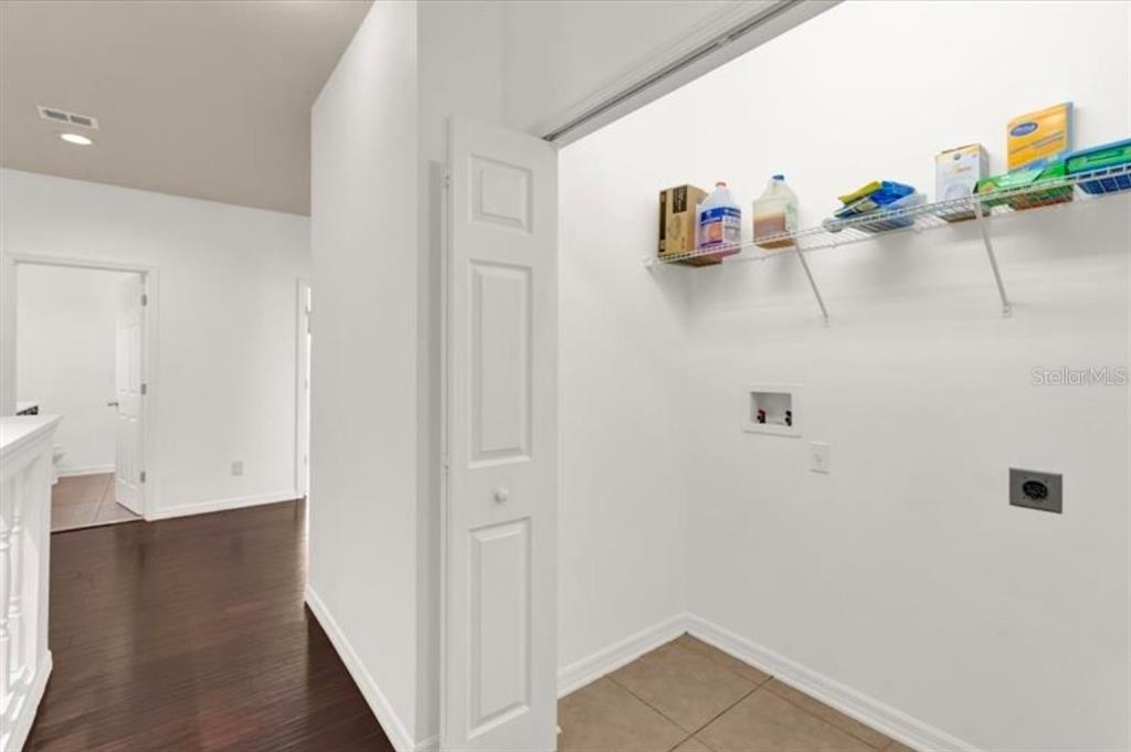 9301 Watchet Way Orlando, FL 32825 - Photo 16 of 36