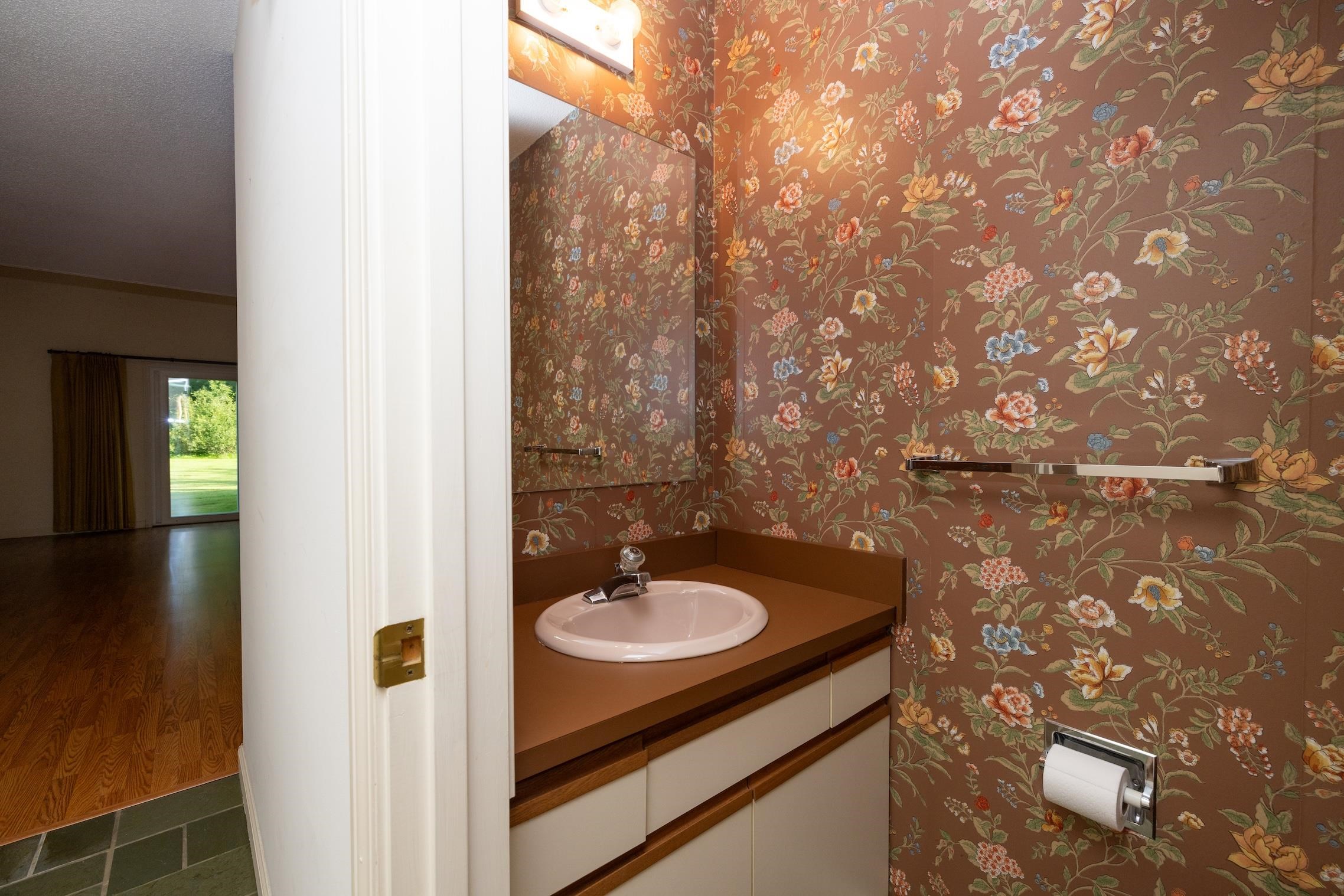 411 Locust Hill Road, Unit 411 Shelburne, VT 05482 - Photo 8 of 33 Gallery Image 8