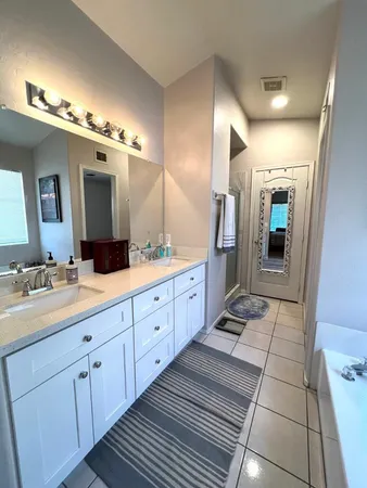 $2,350 | 4404 East Bannock Street, Phoenix, AZ 85044
