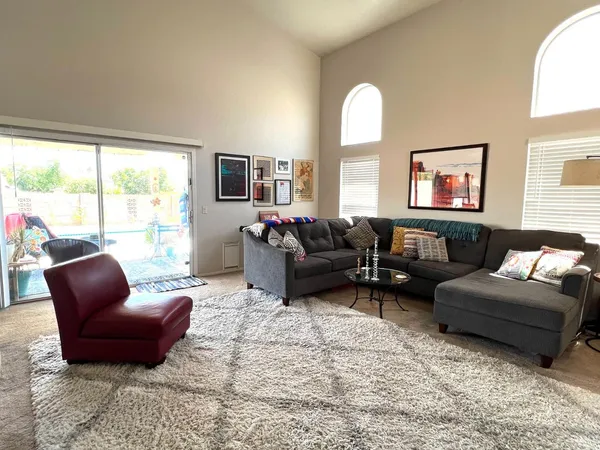 $2,350 | 4404 East Bannock Street, Phoenix, AZ 85044
