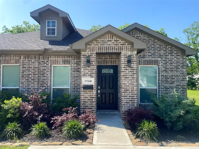$1,695 | 9710 Tuffly Street, Unit B, Houston, TX 77029
