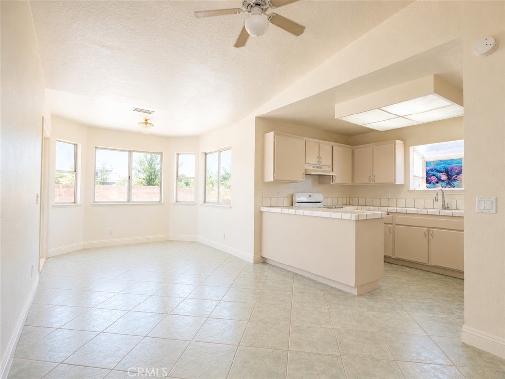 2101 Forry Street Lancaster, CA 93536 - Photo 4 of 21