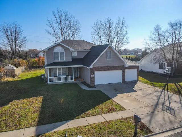 $359,900 | 686 Sandburg Street, Manteno, IL 60950