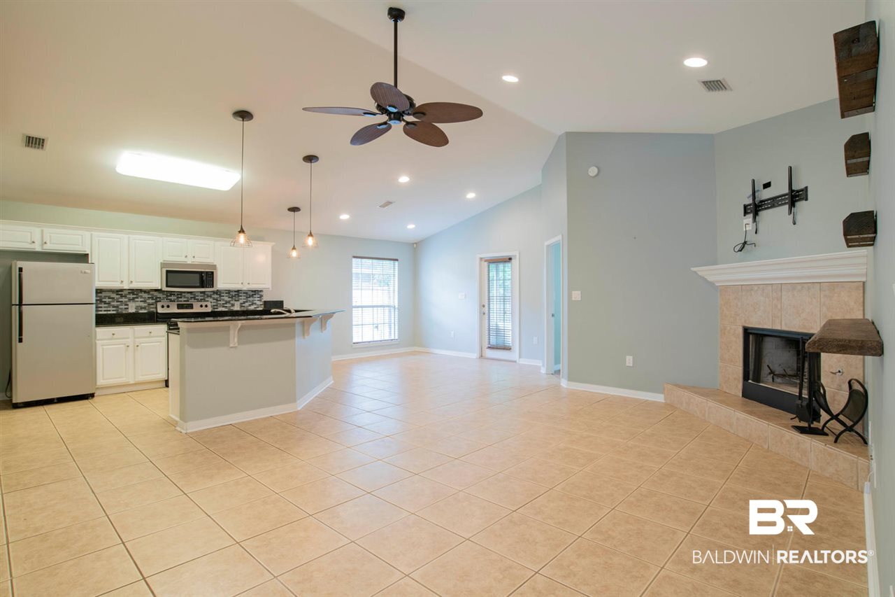 7155 Raintree Lane Gulf Shores, AL 36542 - Photo 3 of 18