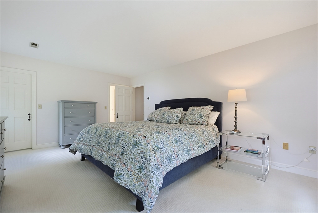 4 David Joseph Road Hopkinton, MA 01748 - Photo 18 of 40