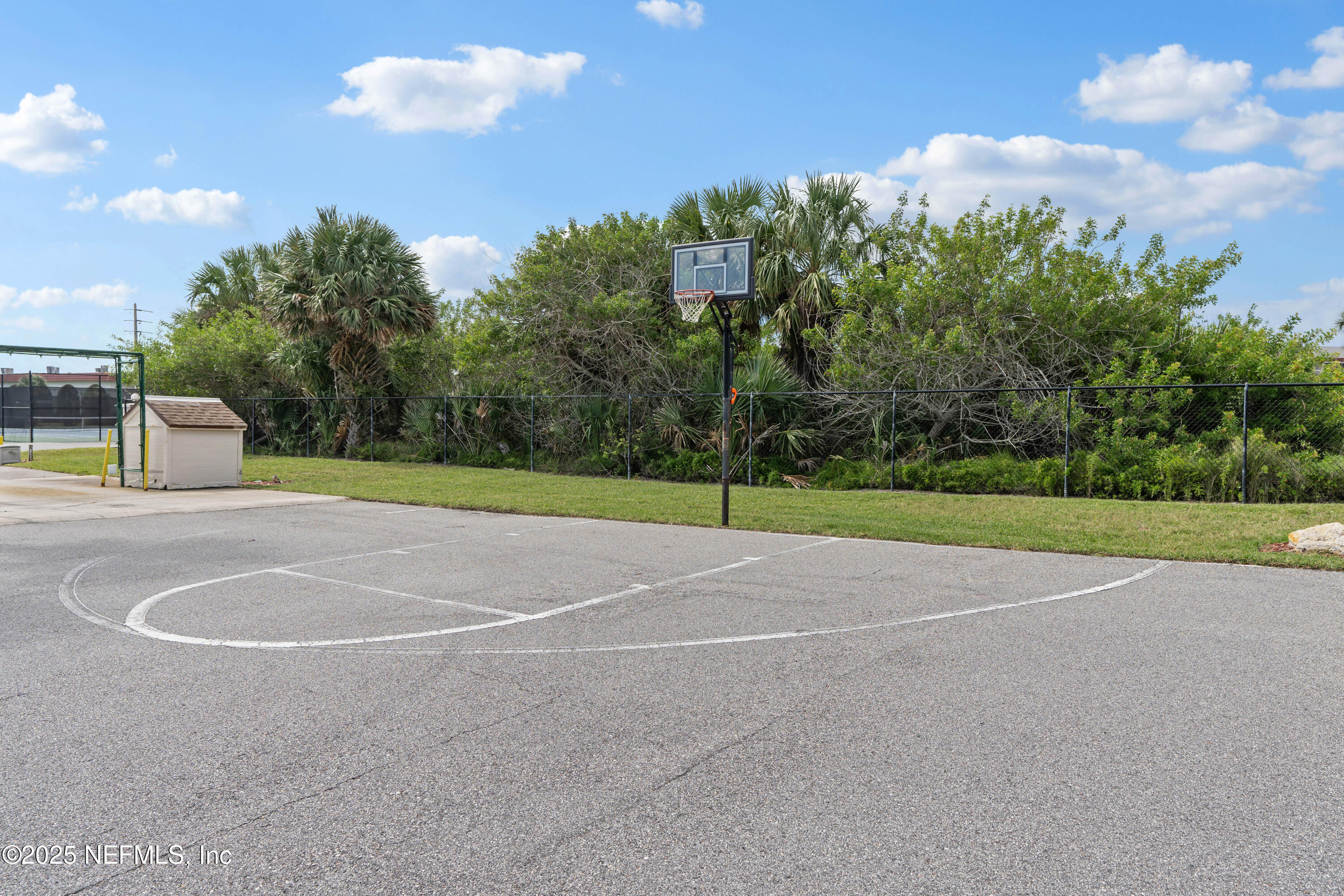 2 Dondanville Road, Unit 207 St. Augustine, FL 32080 - Photo 55 of 65 a view of a basket ball ground
