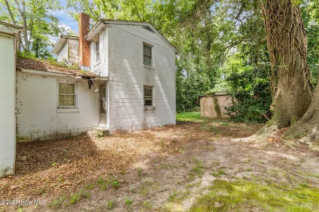 $49,000 | 4424 West Moore Street, Farmville, NC 27828