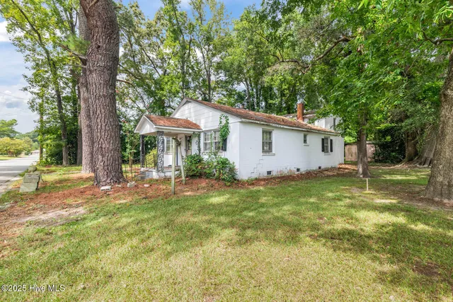 $49,000 | 4424 West Moore Street, Farmville, NC 27828