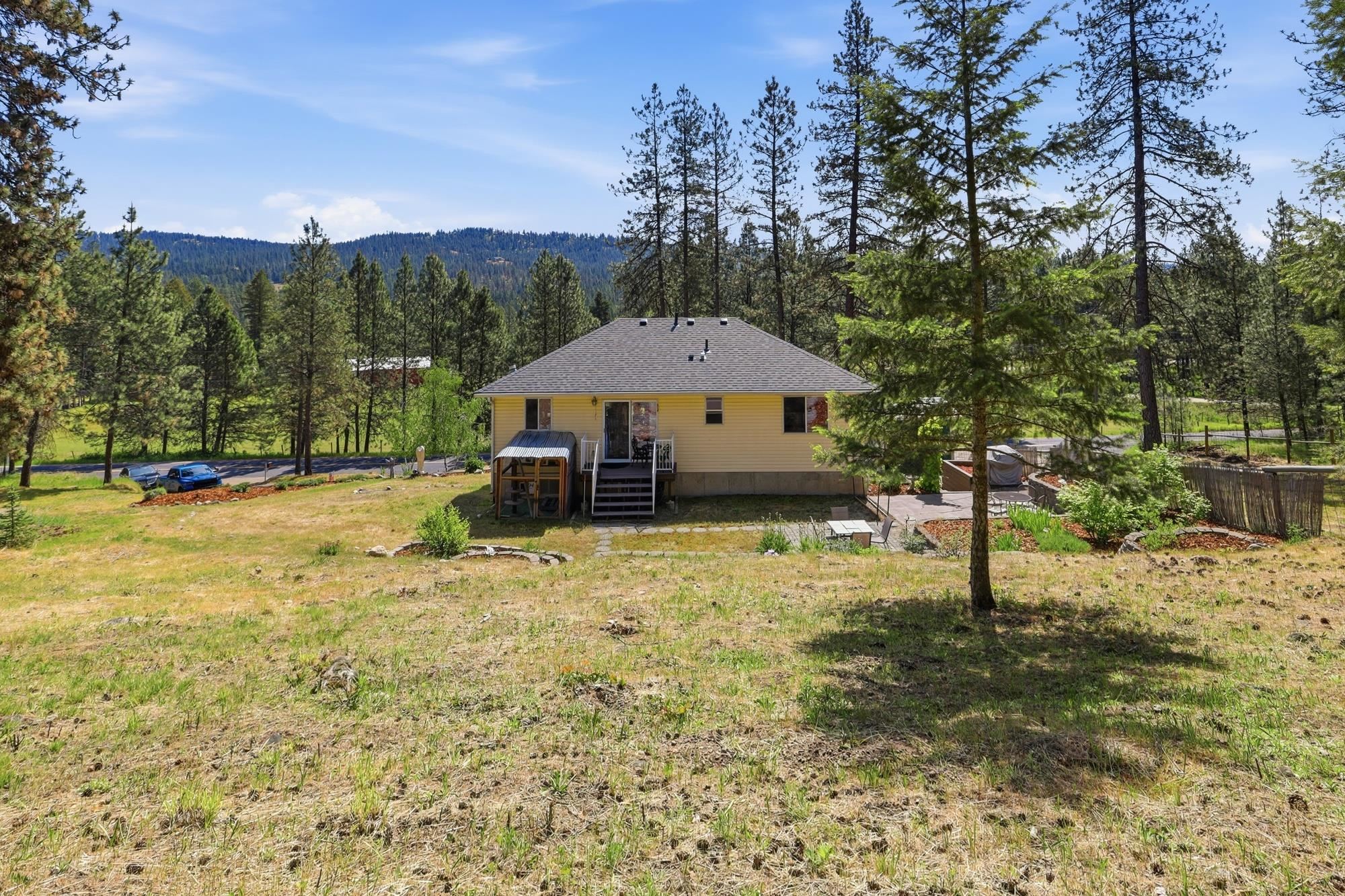 33113 North Milan Road Chattaroy, WA 99003 - Photo 35 of 39