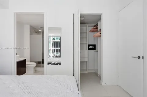 $420,000 | 31 Southeast 6th Street, Unit 2504, Miami, FL 33131