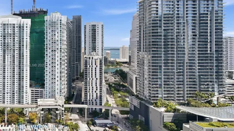 $420,000 | 31 Southeast 6th Street, Unit 2504, Miami, FL 33131