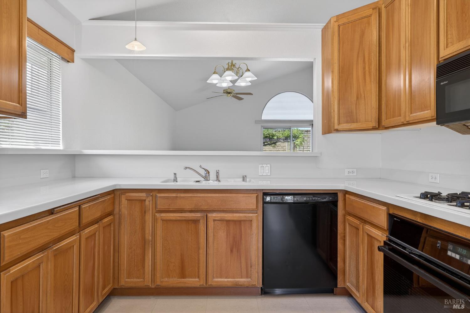 2429 Lemur Street Santa Rosa, CA 95401 - Photo 21 of 53