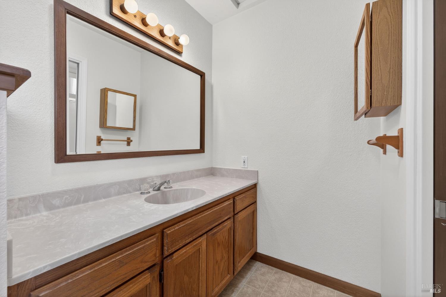 2429 Lemur Street Santa Rosa, CA 95401 - Photo 7 of 53