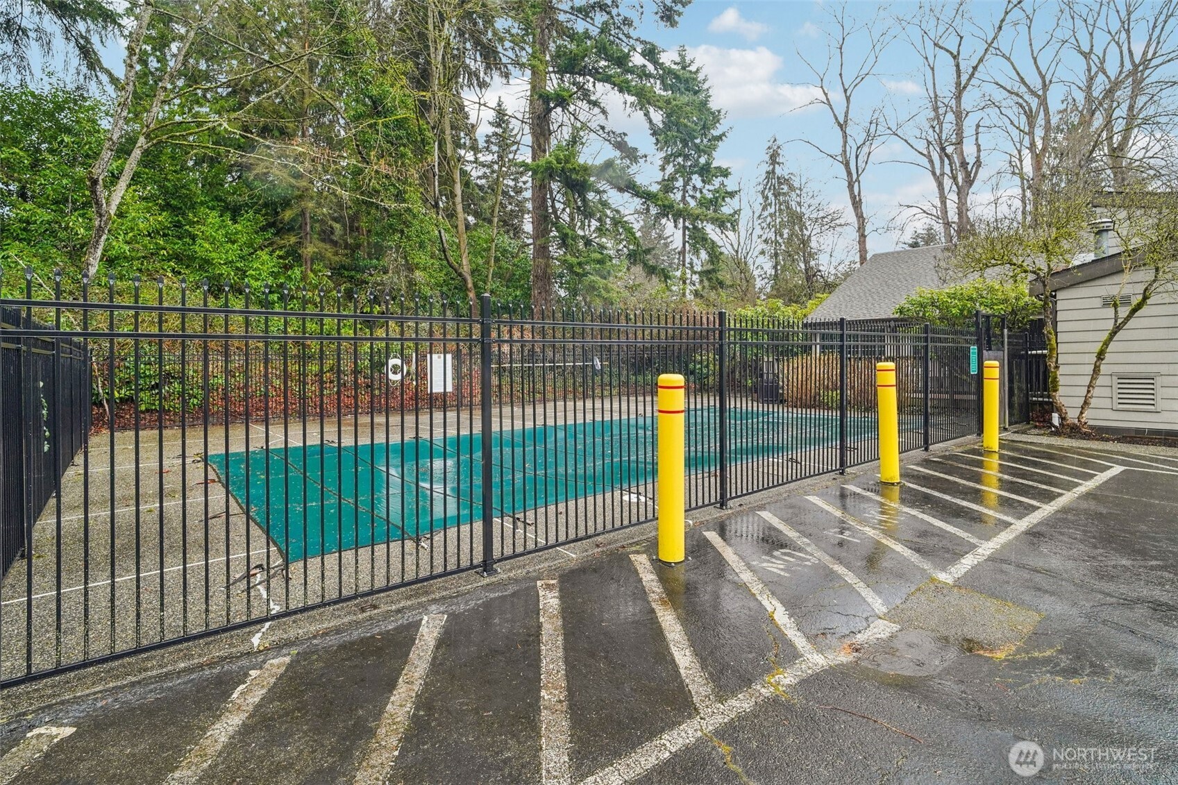 10822 Northeast 148th Lane, Unit J102 Bothell, WA 98011 - Photo 25 of 28