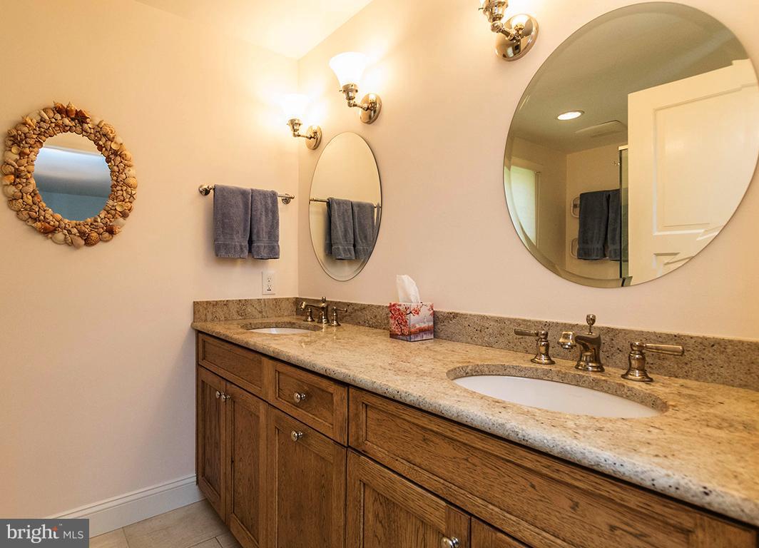 1015 Rolandvue Road Towson, MD 21204 - Photo 22 of 29 Bedroom (Master)