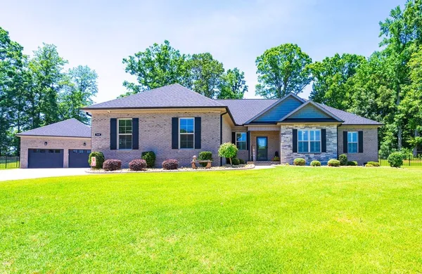 $548,500 | 164 Ledge Stone Lane, Gaffney, SC 29341