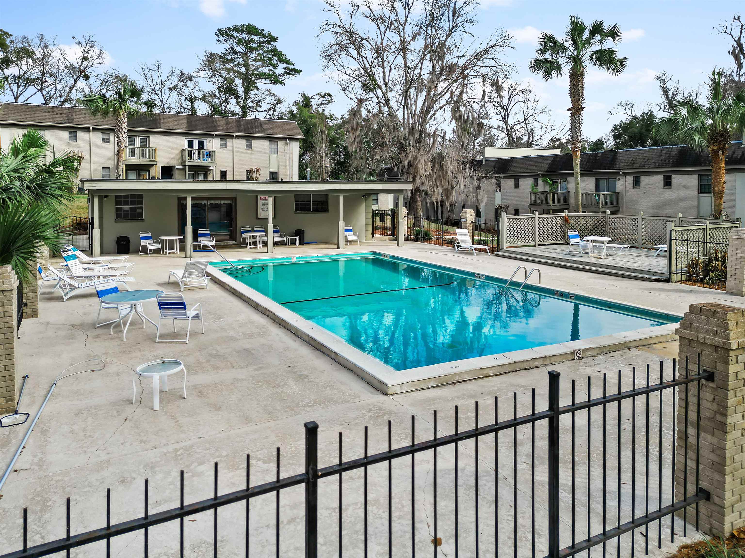 1951 North Meridian Road, Unit 80 Tallahassee, FL 32303 - Photo 13 of 36
