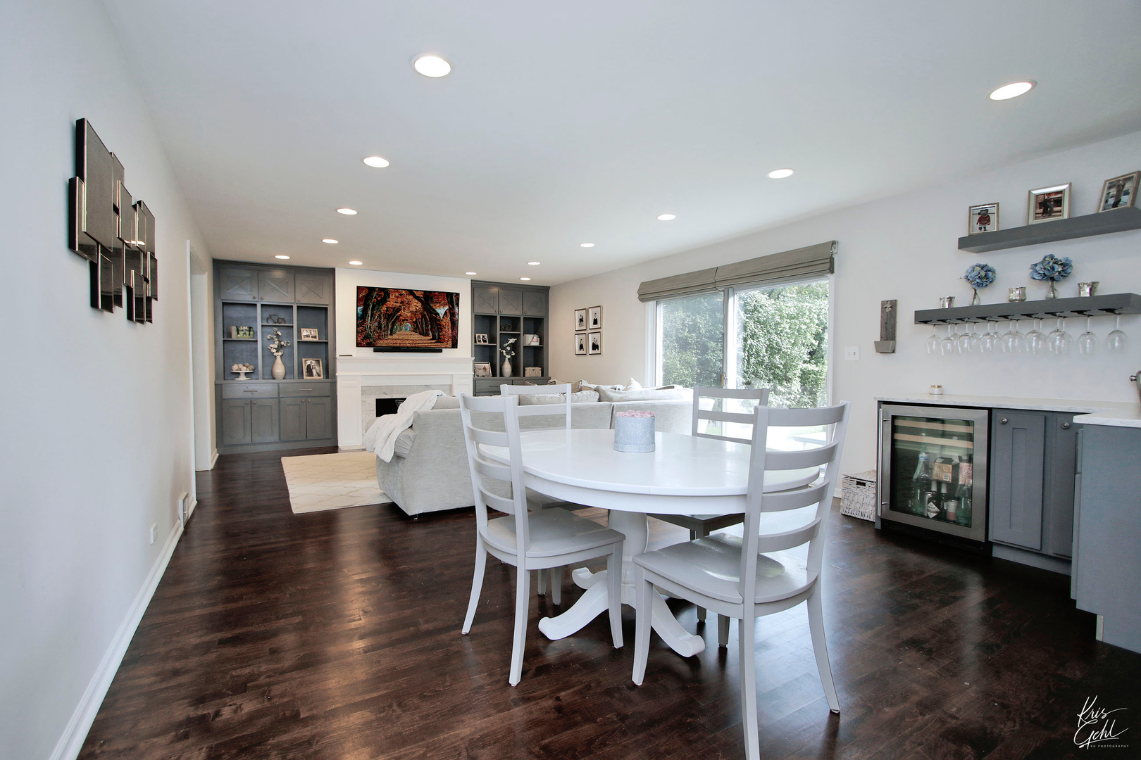 2143 Valley Road Northbrook, IL 60062 - Photo 10 of 26 a view of a dining room with furniture and wooden floor