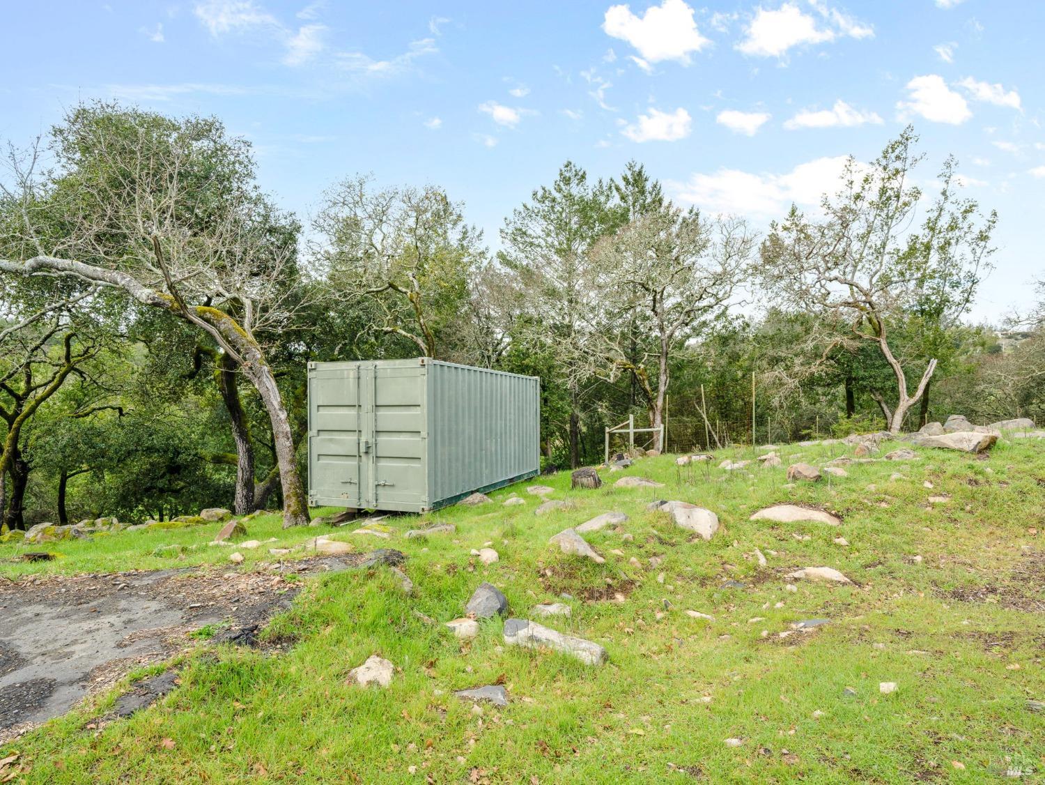 2924 Old Bennett Ridge Road Santa Rosa, CA 95404 - Photo 10 of 21 a backyard of a house with lots of green space